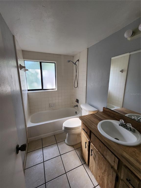 702 Southwest 70th Terrace, Unit A Gainesville, FL 32607 - Photo 23 of 25 Gallery Image 23
