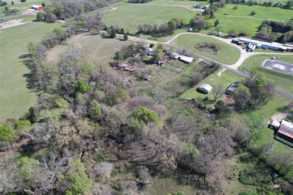 5427 Fm 69 Como, TX 75431 - Photo 36 of 38 an aerial view of a house with a yard
