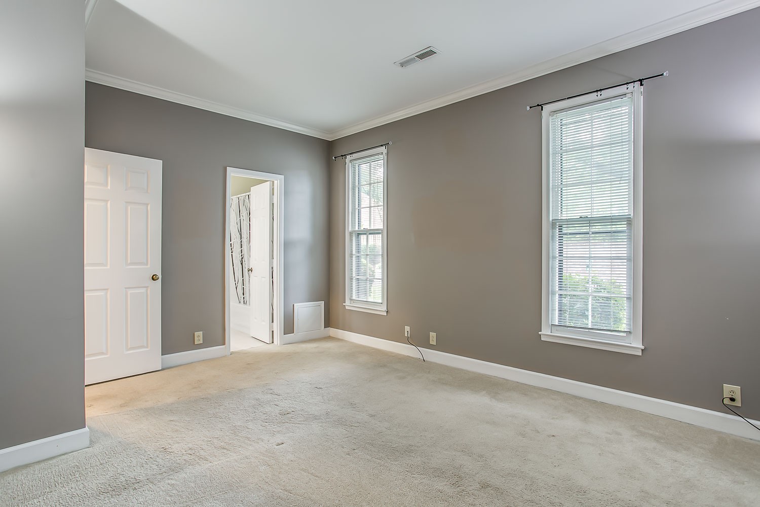1129 West Main Street, Unit 1 Franklin, TN 37064 - Photo 16 of 30 a view of an empty room with windows
