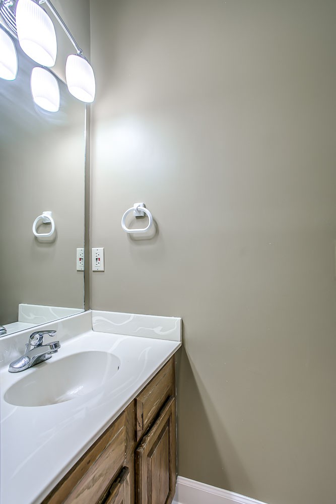 1129 West Main Street, Unit 1 Franklin, TN 37064 - Photo 20 of 30 a bathroom with a sink and a mirror