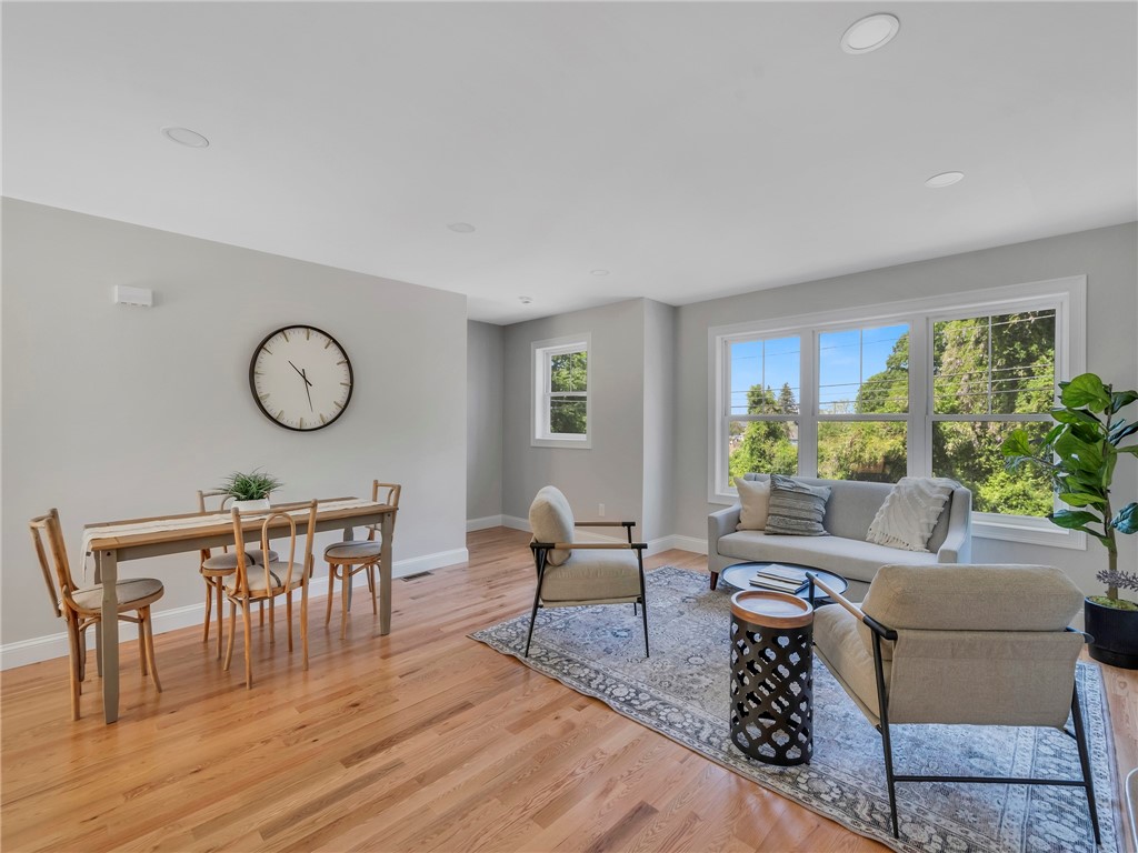 256 Point Avenue Warwick, RI 02889 - Photo 9 of 26