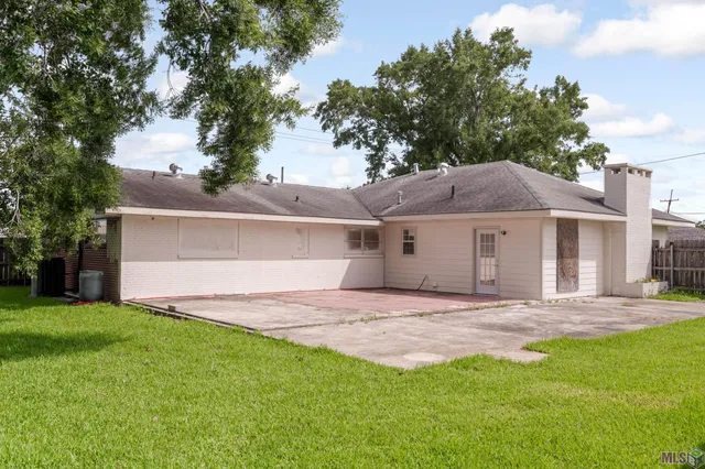 $230,000 | 301 Glynn Avenue, Houma, LA 70363