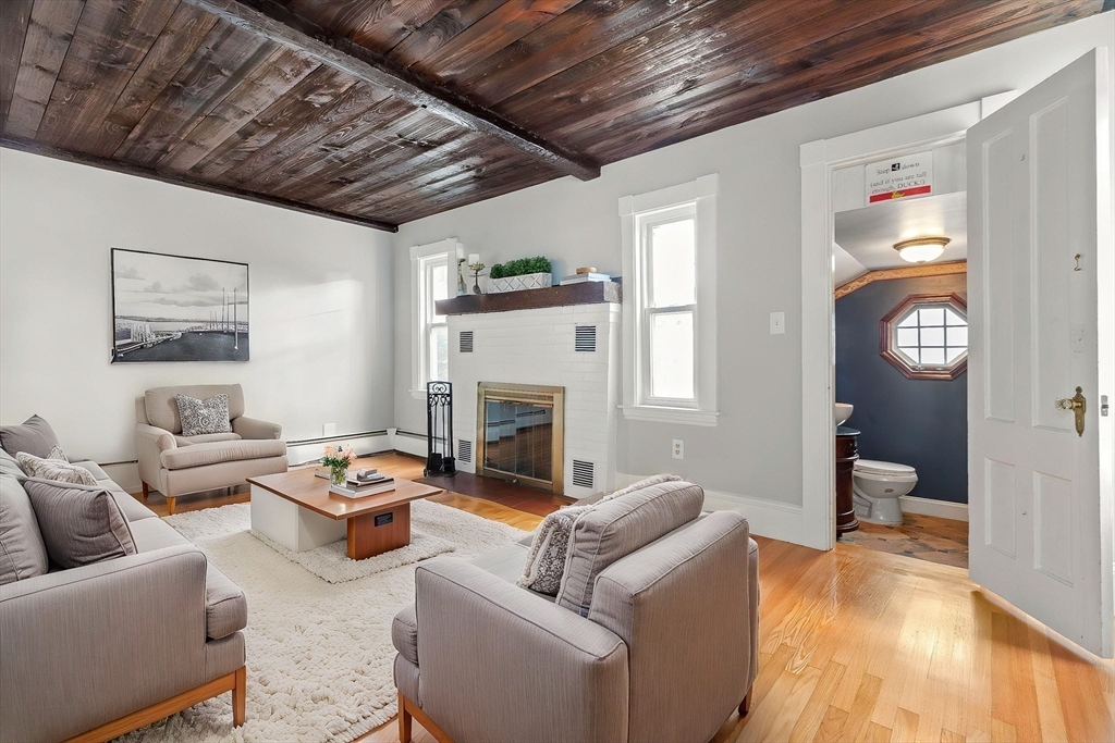 18 Hardy Street Danvers, MA 01923 - Photo 6 of 36
