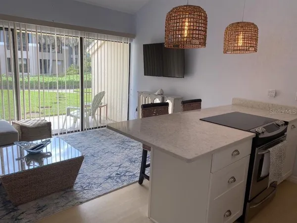 $1,600 | 3121 Longmeadow, Unit 5, Sarasota, FL 34235