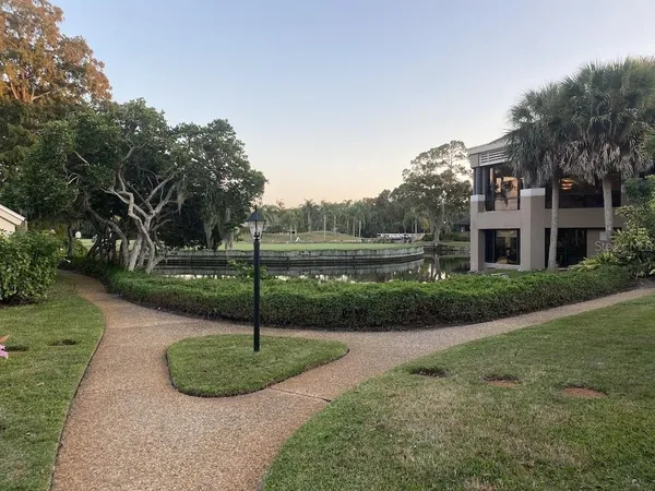 $1,600 | 3121 Longmeadow, Unit 5, Sarasota, FL 34235