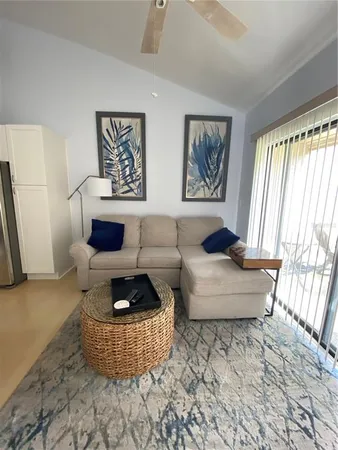 $1,600 | 3121 Longmeadow, Unit 5, Sarasota, FL 34235