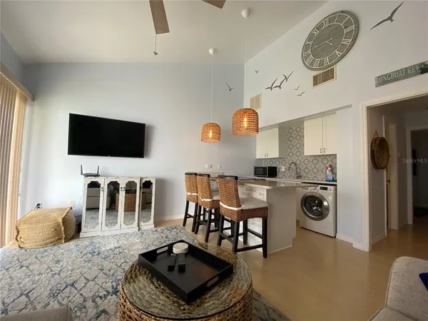 $1,600 | 3121 Longmeadow, Unit 5, Sarasota, FL 34235