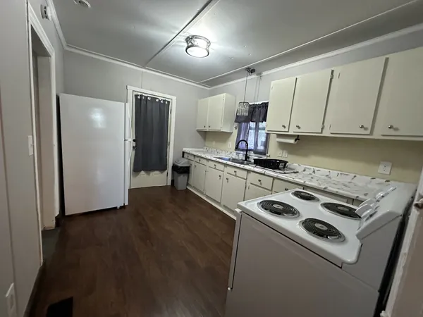 $1,100 | 734 Childers Street, Pulaski, TN 38478