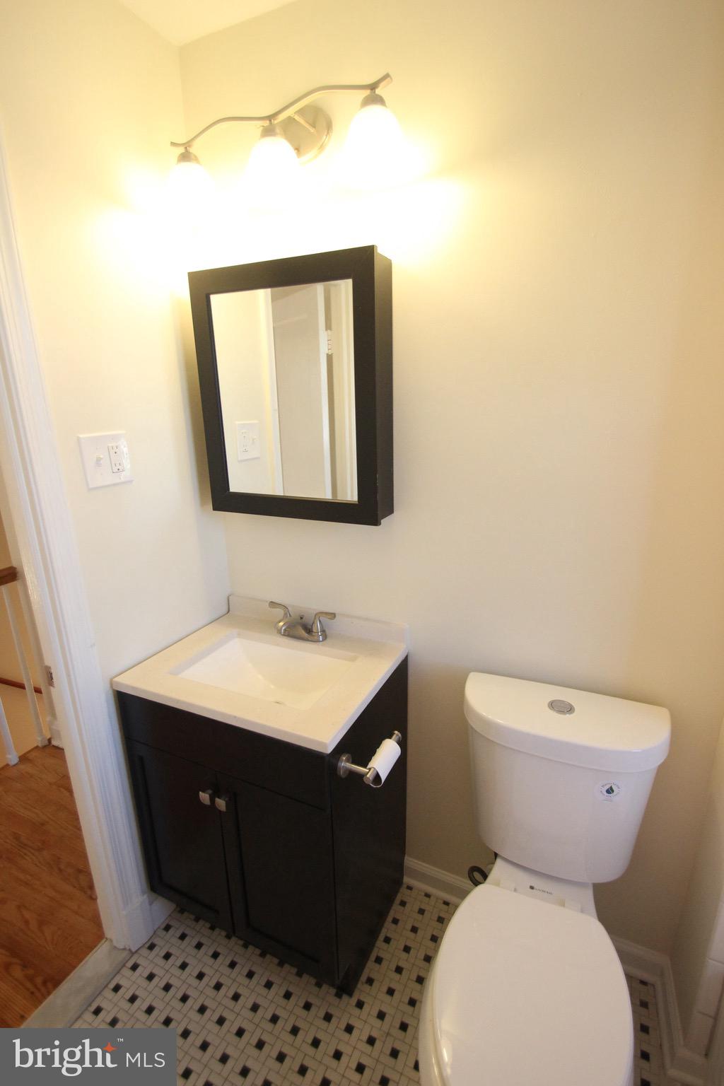 7518 Lawrence Road Dundalk, MD 21222 - Photo 15 of 20 Gallery Image 15