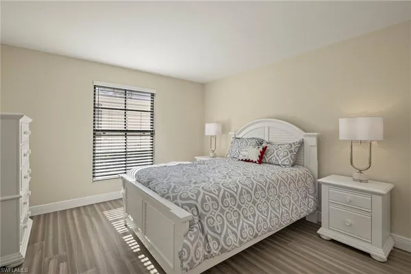 $2,600 | 3101 Riviera Drive, Naples, FL 34103