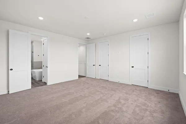 $2,699 | 3905 Pinemont Drive, Unit F, Houston, TX 77018