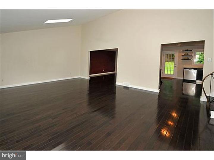 403 Gribbel Road Wyncote, PA 19095 - Photo 7 of 25 Living Room