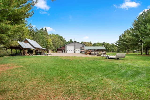 $1,250,000 | 1095 80th Street, Amery, WI 54001
