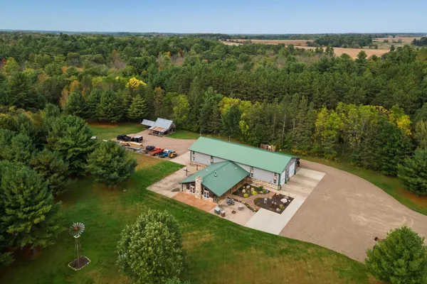 $1,250,000 | 1095 80th Street, Amery, WI 54001