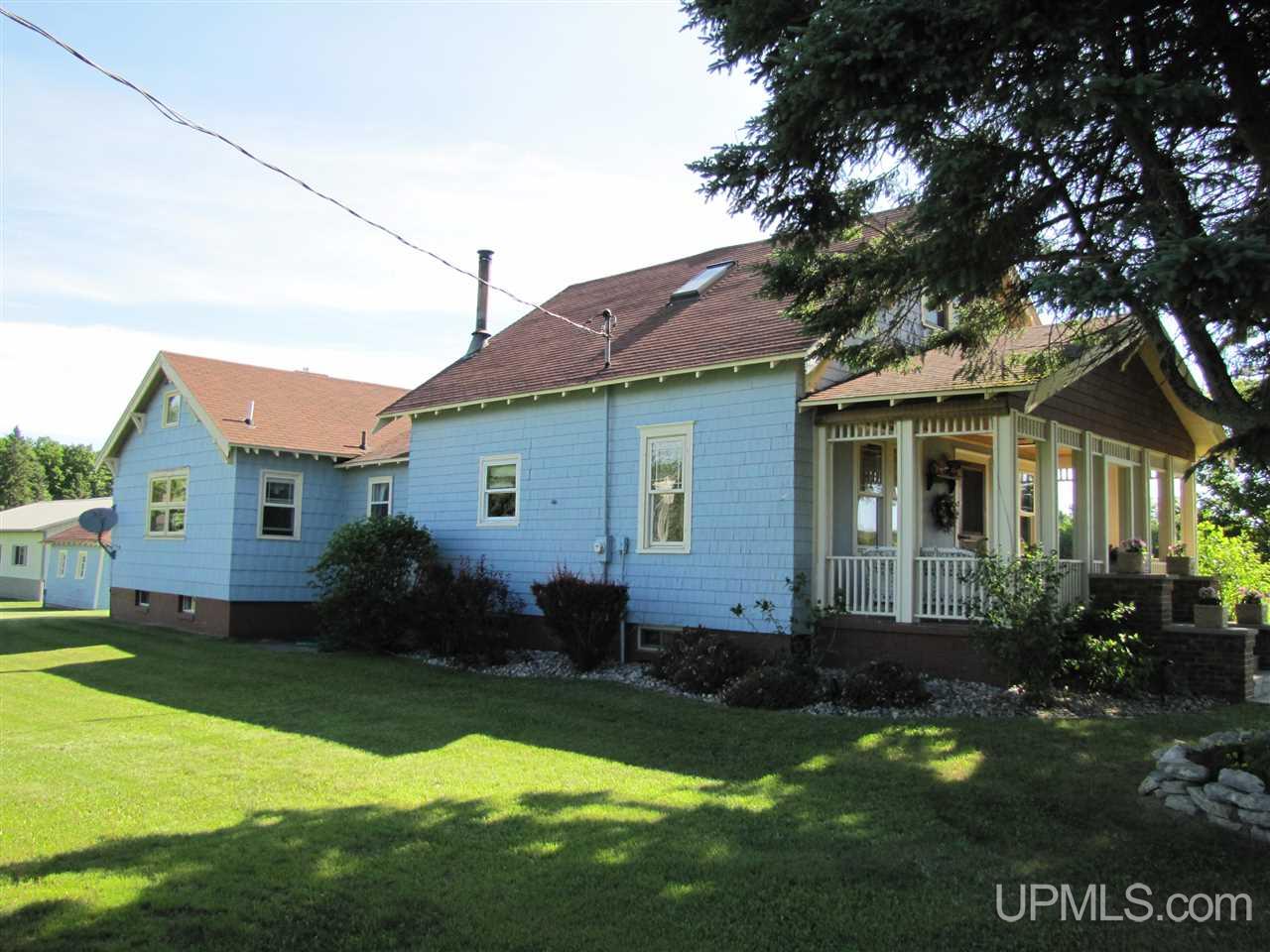 6776 32nd Road Rapid River, MI 49878 - Photo 3 of 35 Gallery Image 3