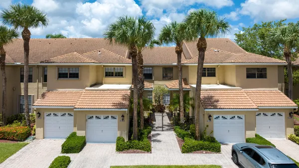 $3,200 | 6746 Montego Bay Boulevard, Unit C, Boca Raton, FL 33433