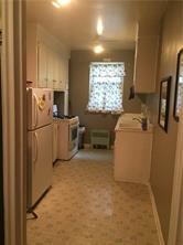 220 Pelham Road, Unit 1H New Rochelle, NY 10805 - Photo 1 of 1 Eat in Kitchen