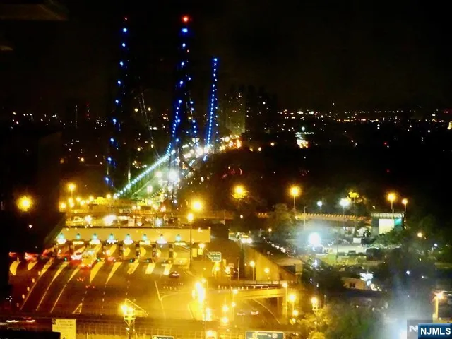 $219,000 | 2100 Linwood, Unit 18N, Fort Lee, NJ 07024