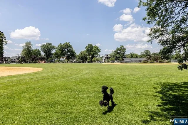 $219,000 | 2100 Linwood, Unit 18N, Fort Lee, NJ 07024