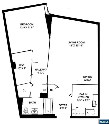 $219,000 | 2100 Linwood, Unit 18N, Fort Lee, NJ 07024