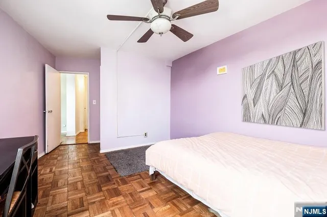 $219,000 | 2100 Linwood, Unit 18N, Fort Lee, NJ 07024