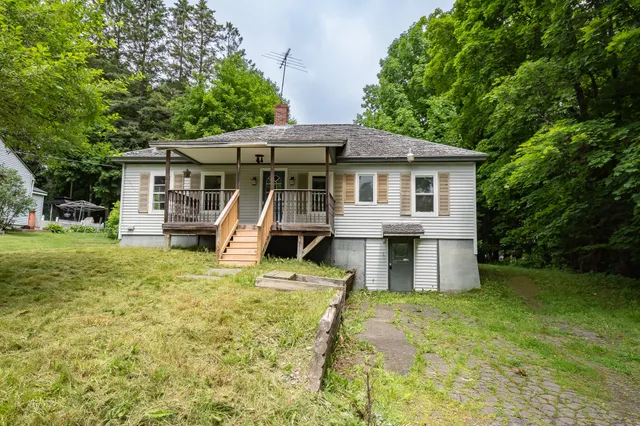 $95,000 | 180 Lawrence Street, Dover-Foxcroft, ME 04426