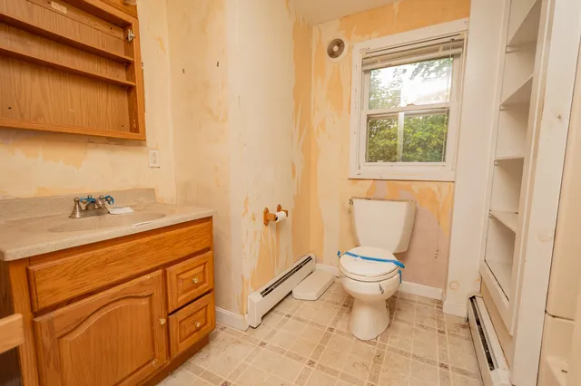 $95,000 | 180 Lawrence Street, Dover-Foxcroft, ME 04426