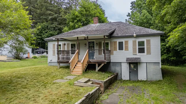 $95,000 | 180 Lawrence Street, Dover-Foxcroft, ME 04426