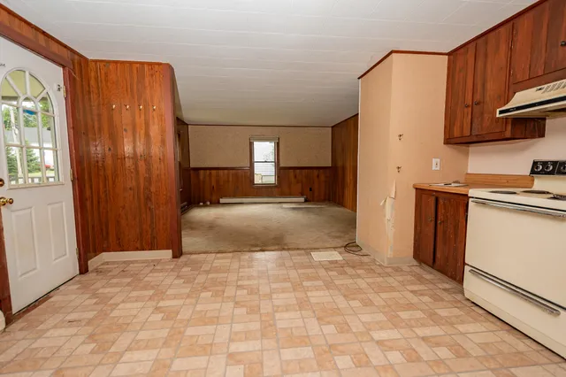 $95,000 | 180 Lawrence Street, Dover-Foxcroft, ME 04426