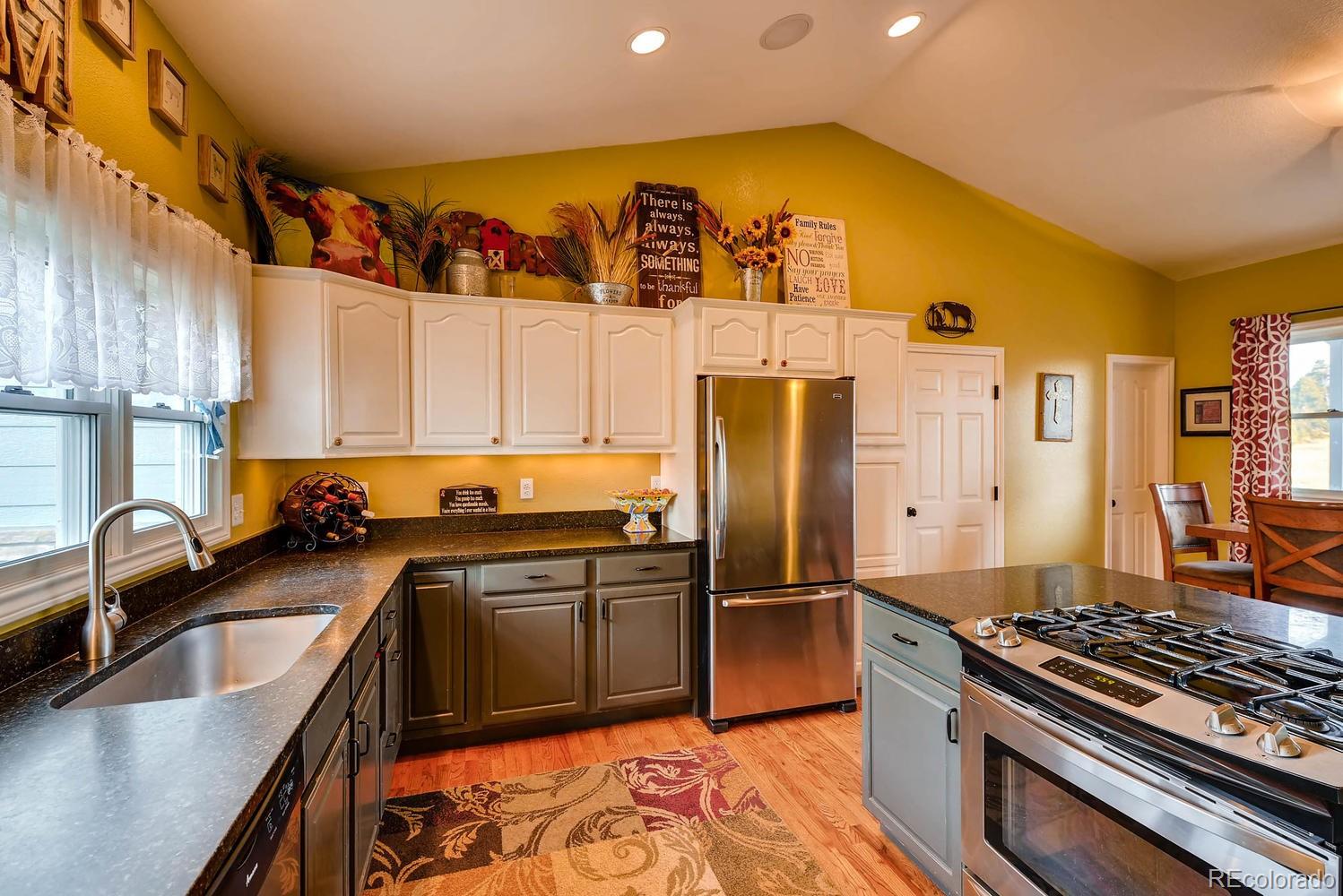 5010 Timber Ridge Drive Elizabeth, CO 80107 - Photo 8 of 28 Gallery Image 8