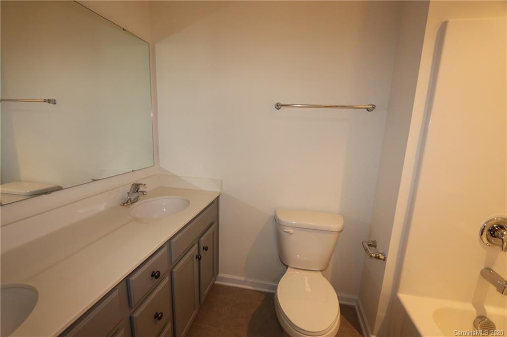 606 Amber Meadows Way, Unit 305 Tega Cay, SC 29708 - Photo 8 of 10