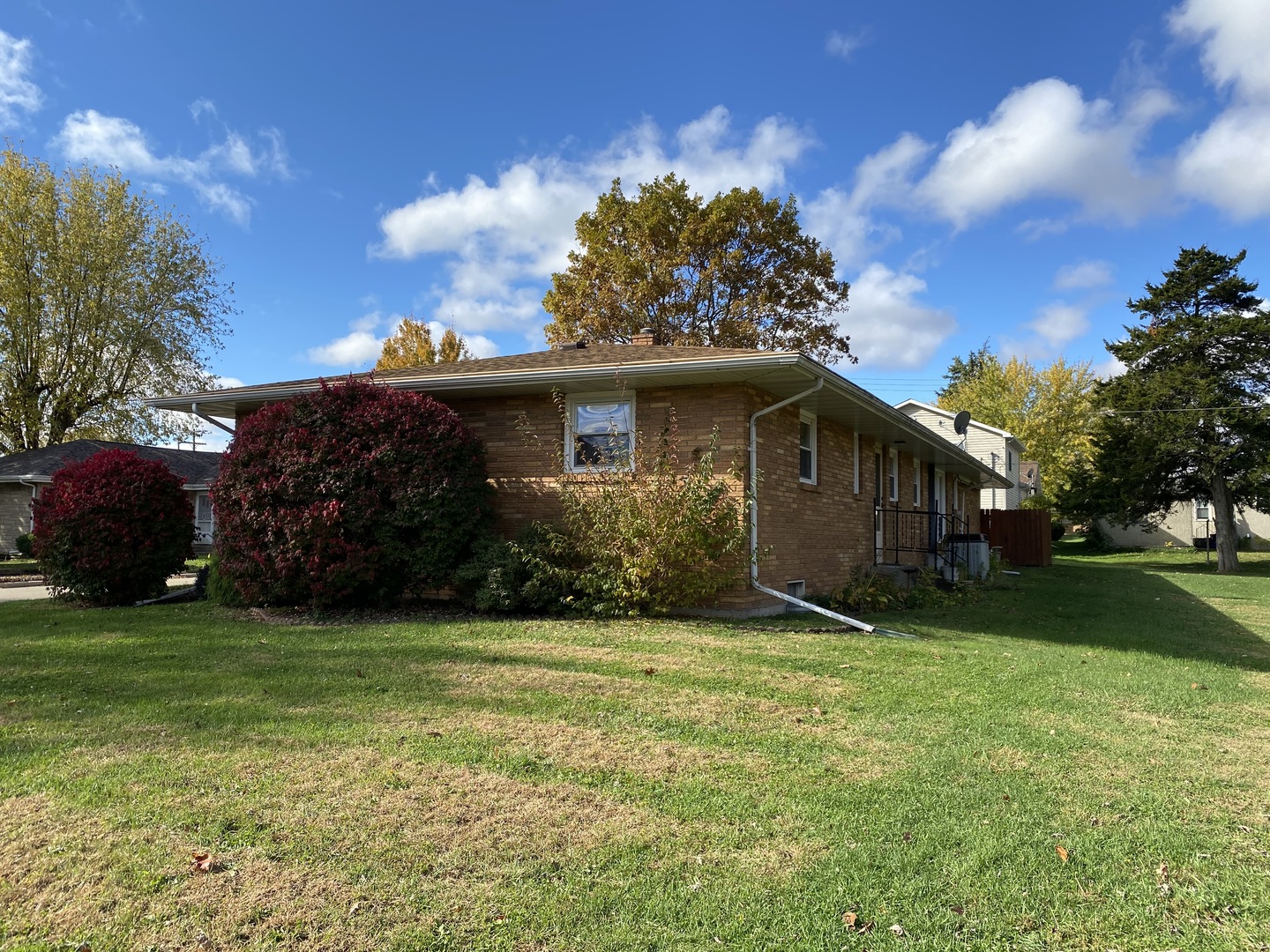 885 Walnut Road LaSalle, IL 61301 - Photo 3 of 19