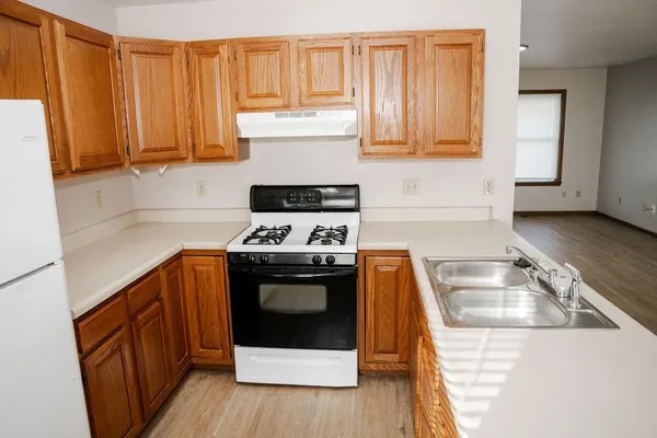 $120,000 | 102 Steuben Court, Erie, KS 66733