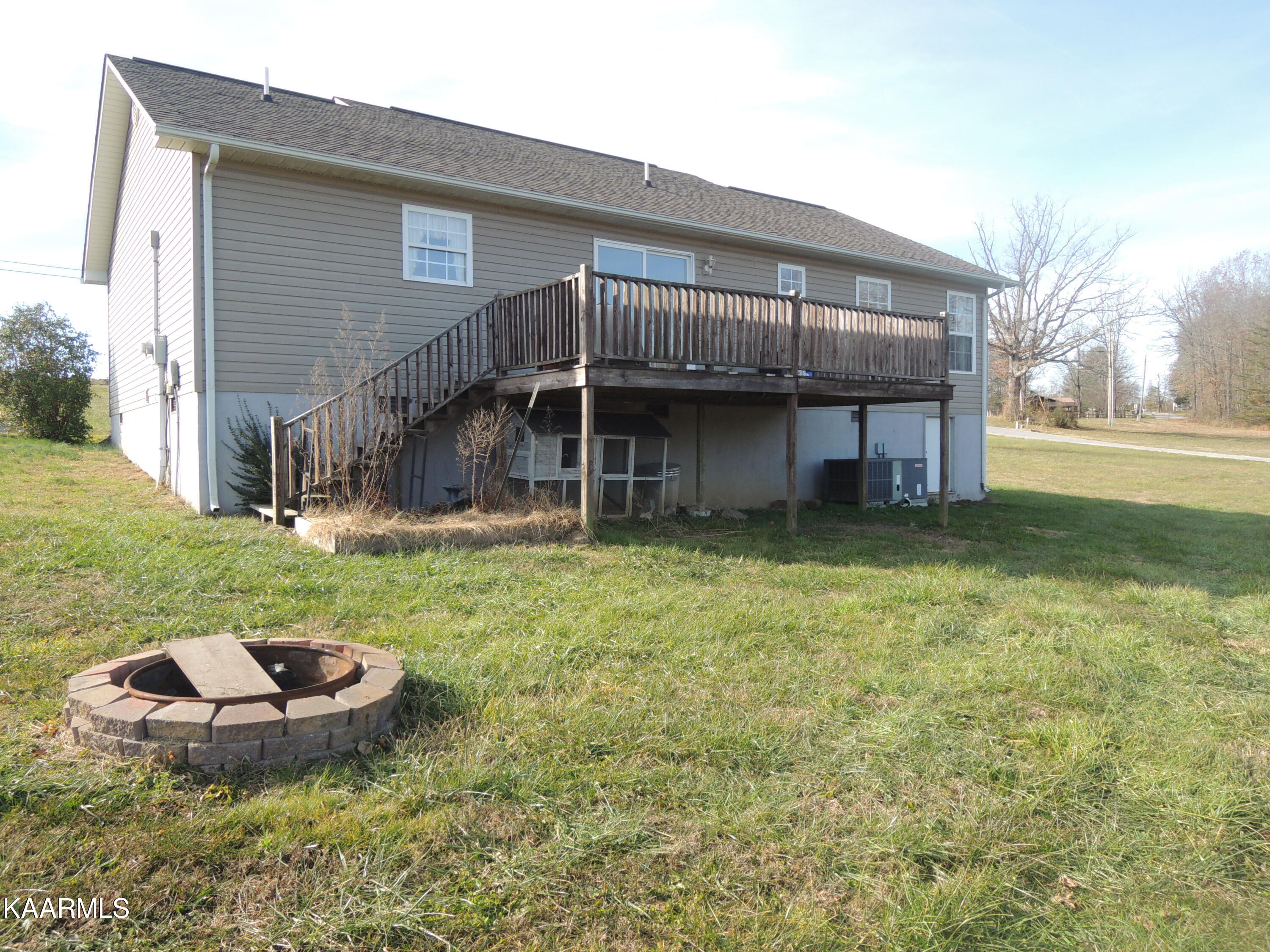 511 Alf Threet Road Jamestown, TN 38556 - Photo 5 of 22 DSCN7977