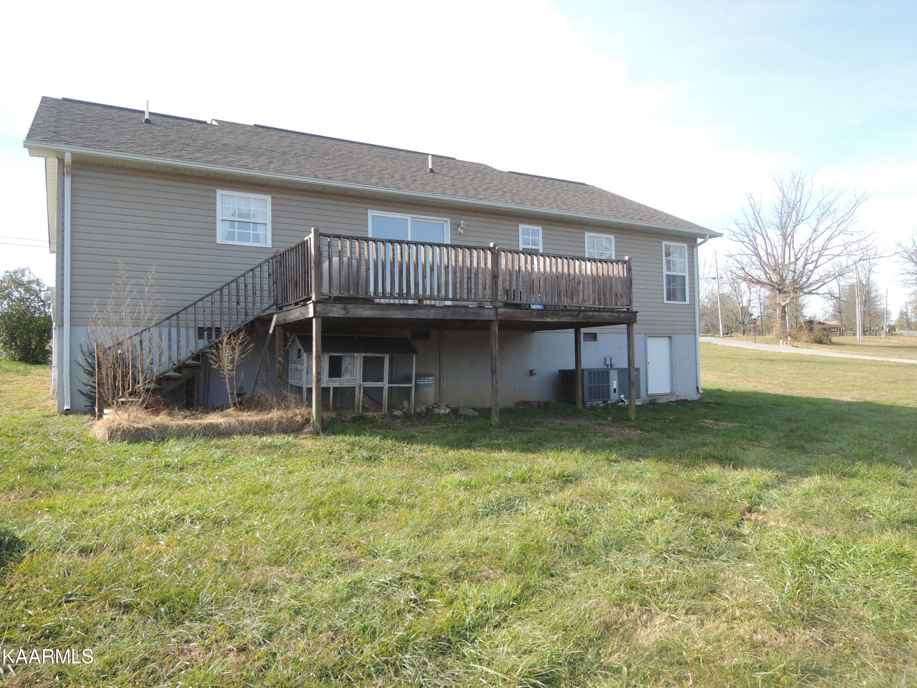 511 Alf Threet Road Jamestown, TN 38556 - Photo 6 of 22 DSCN7978