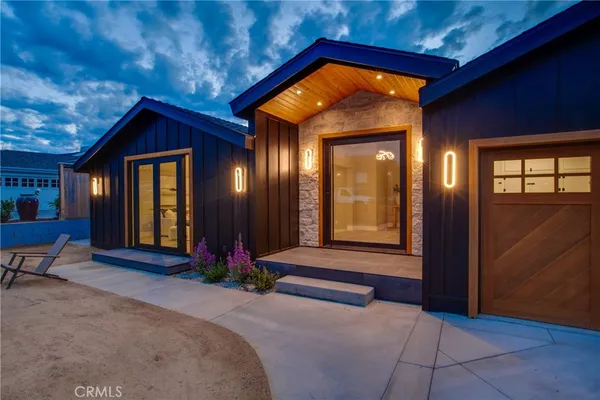 $4,298,888 | 411 VÃa Mesa Grande, Redondo Beach, CA 90277