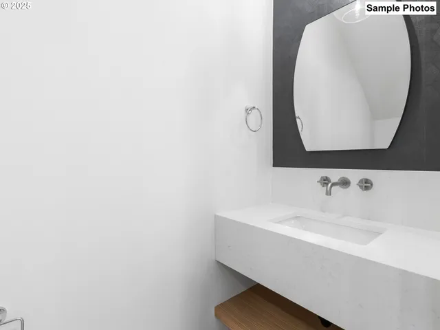 $399,900 | 6011 Northeast 30th Avenue, Unit 4, Portland, OR 97211