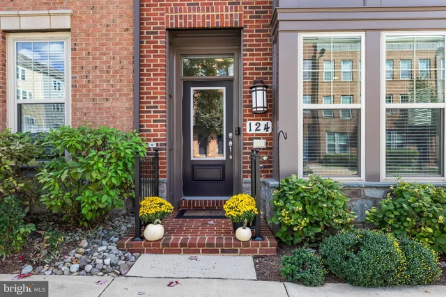 $955,000 | 124 Kepler Drive, Gaithersburg, MD 20878