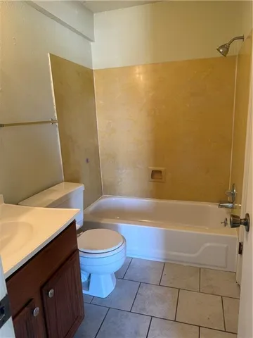 $975 | Undisclosed Address, Metairie, LA 70001