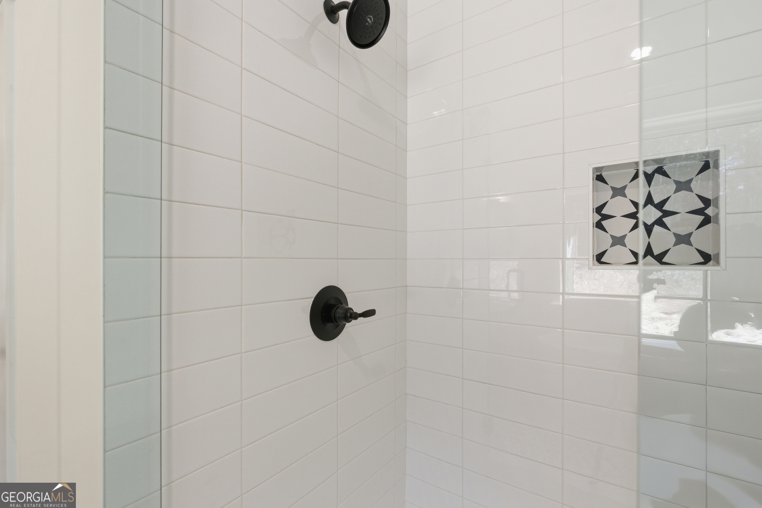 405 Ayers Creek Drive Toccoa, GA 30577 - Photo 18 of 35 a bathroom with a shower