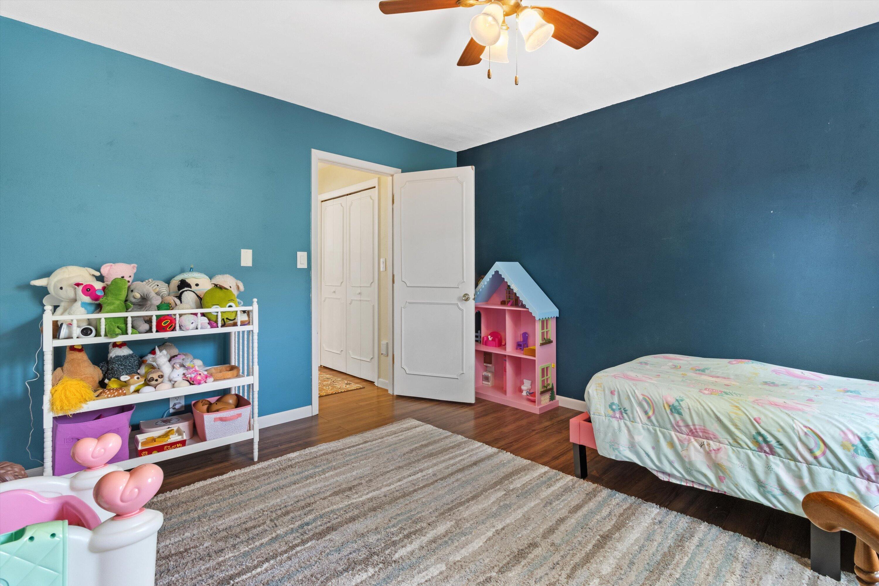 5581 Maple Road West Bend, WI 53095 - Photo 24 of 46 08-IMG_8581