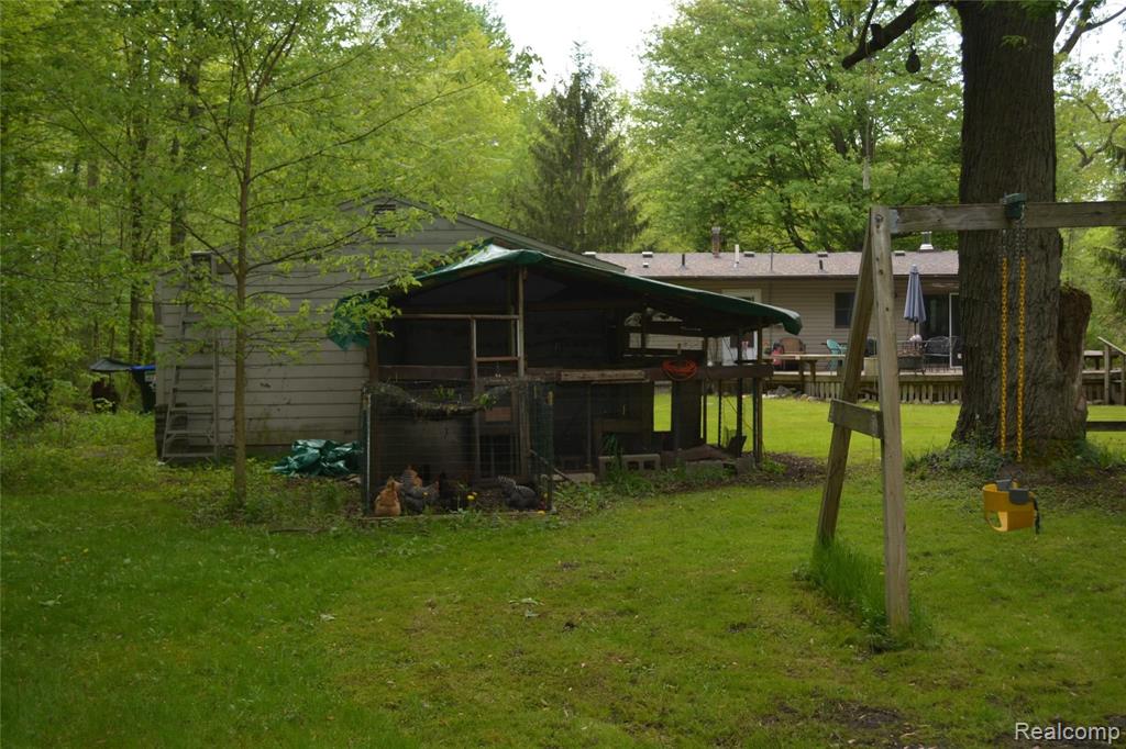 13937 Farm Road Belleville, MI 48111 - Photo 31 of 33