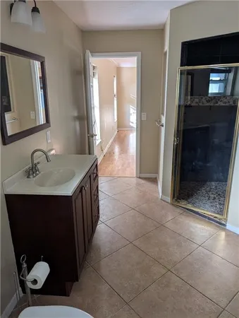 view of a bathroom