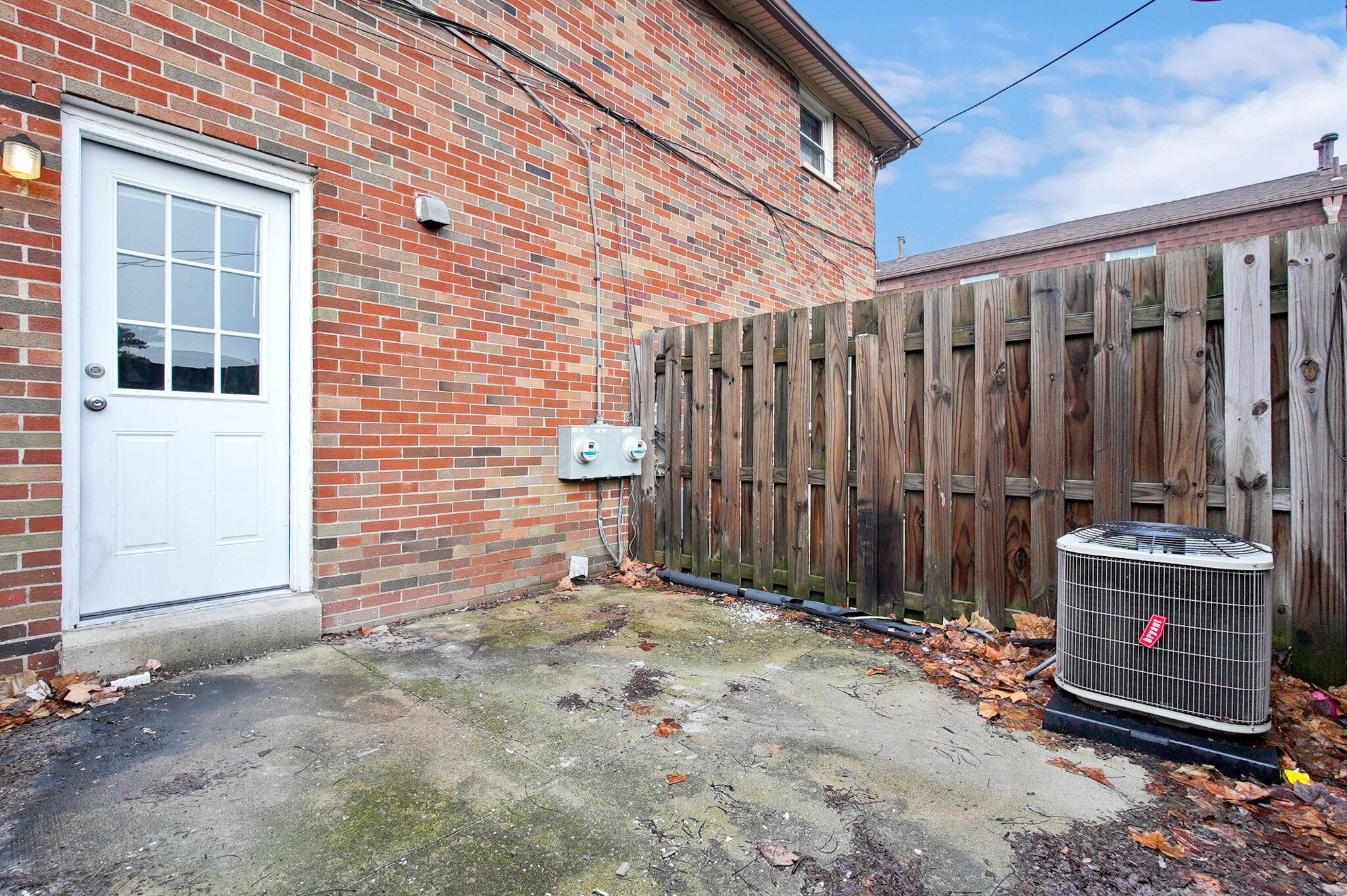 5720 Beechcroft Road, Unit B Columbus, OH 43229 - Photo 23 of 27