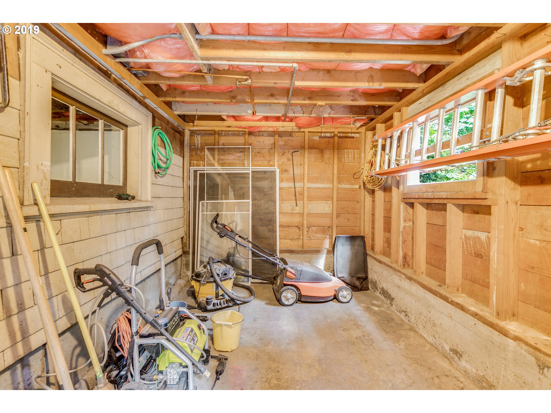 2454 Southwest Arden Road Portland, OR 97201 - Photo 28 of 30