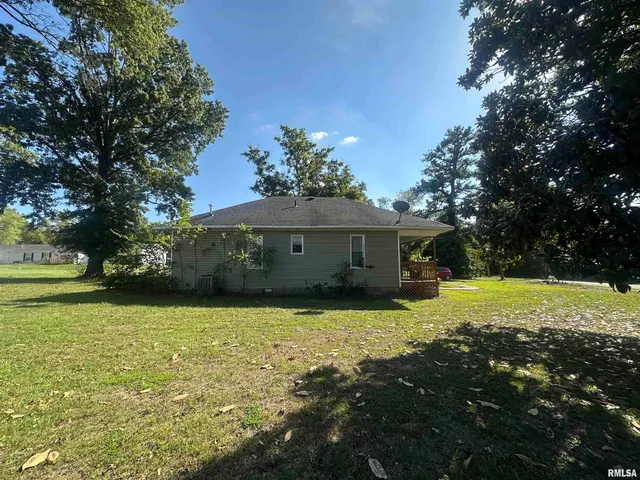 404 South Jackson Street, Carterville, IL 62918