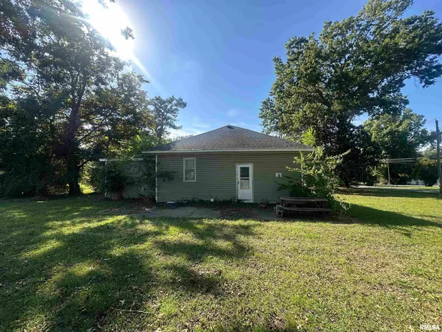 404 South Jackson Street, Carterville, IL 62918