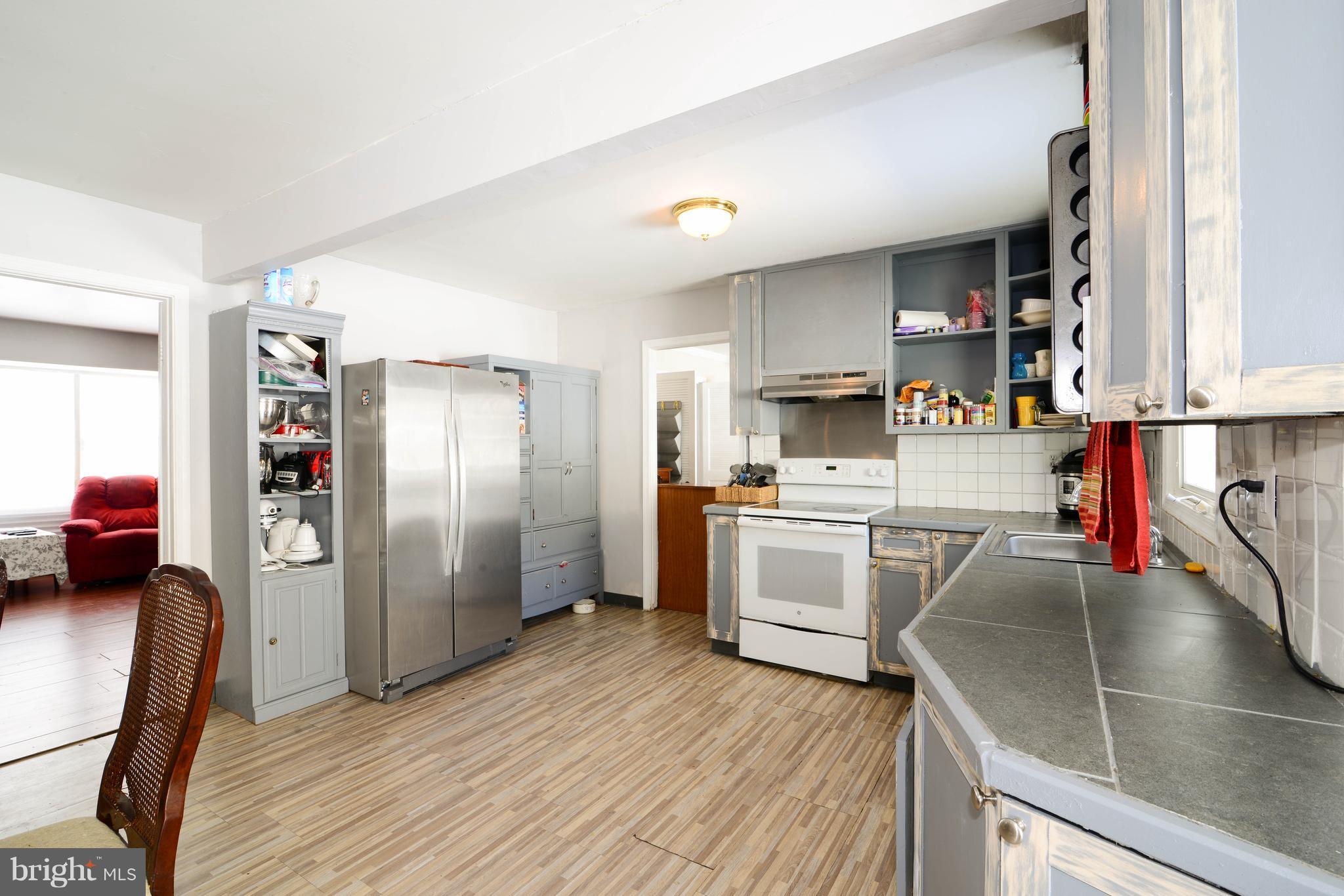 12110 Cedarbrook Lane Laurel, MD 20708 - Photo 10 of 30 Kitchen