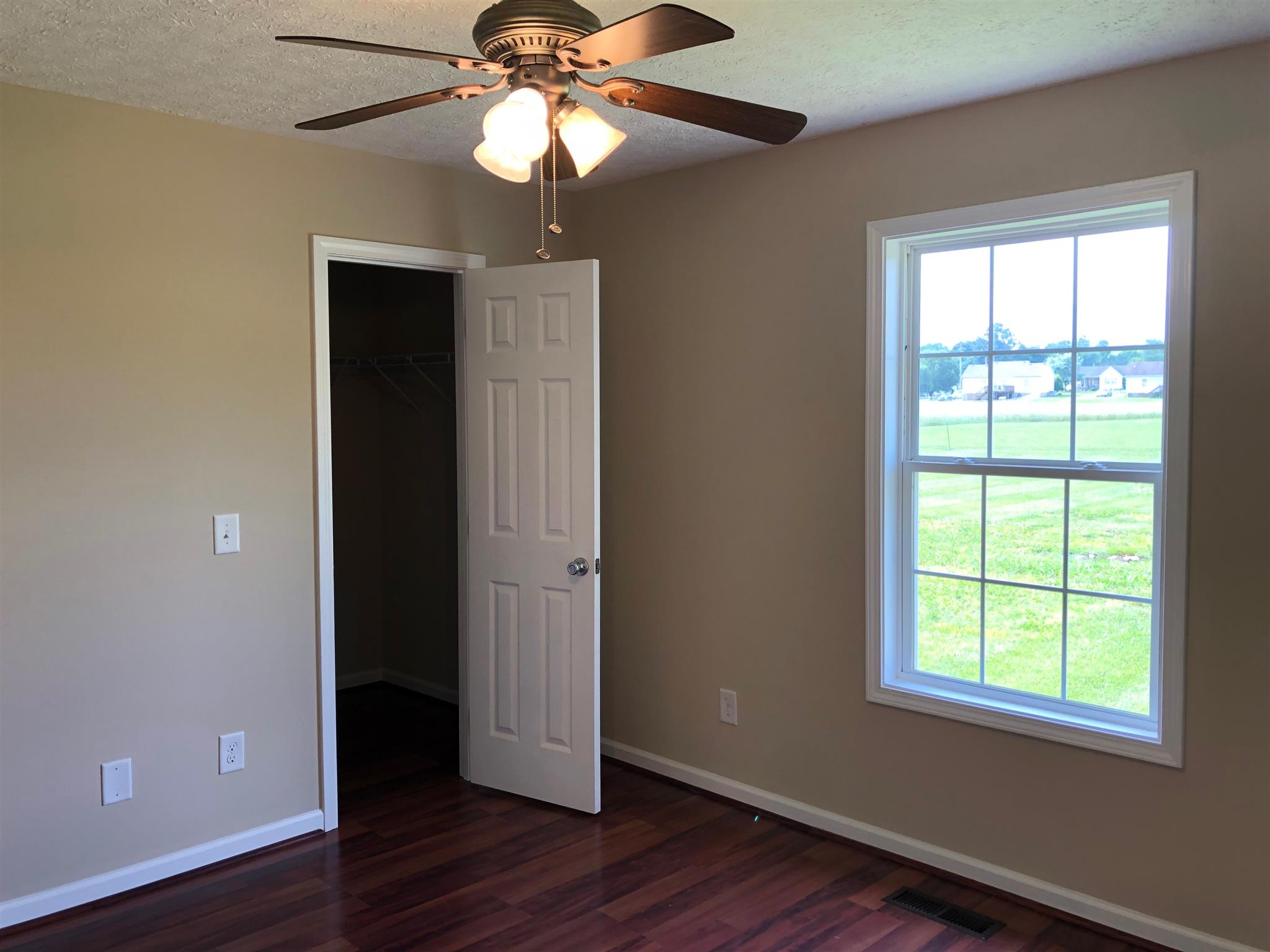 159 Old Parkers Chapel Road Portland, TN 37148 - Photo 10 of 12 Gallery Image 10