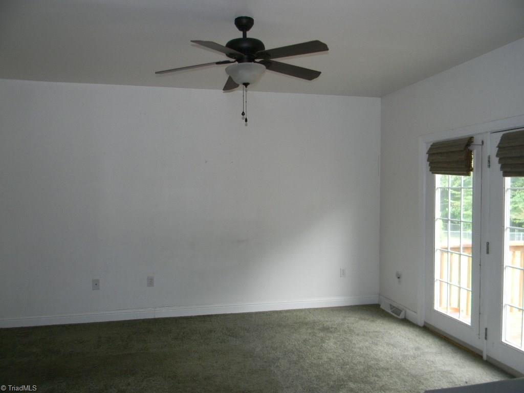 7640 Salem Chapel Road Walnut Cove, NC 27052 - Photo 11 of 15 Large Den